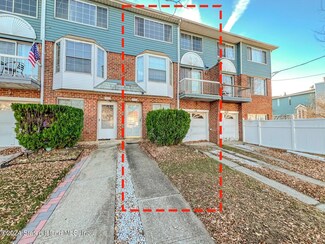 1028 Rockland Ave, Staten Island, NY 10314