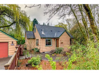 7970 SW Taylors Ferry Rd, Portland, OR 97223