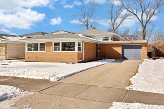 9222 Keeler Ave, Skokie, IL 60076