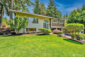 19807 80th Place W, Edmonds, WA 98026