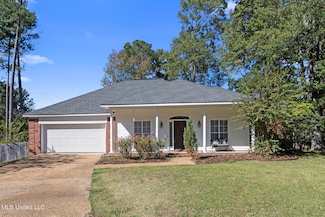 417 Pine Brake Cir, Ridgeland, MS 39157