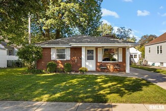 2705 W Kenwood Ave, West Peoria, IL 61604
