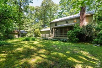 27 Rosebay Dr, Ashland, MA 01721