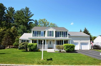 19 Barbara Ln, Manchester, NH 03103