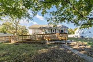 25540 S Canal St, Channahon, IL 60410