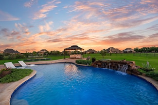 308 Pioneer Ct, Rockwall, TX 75032