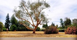 5573 N Van Ness Blvd, Fresno, CA 93711