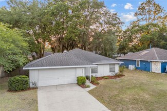 6032 NW 37th Dr, Gainesville, FL 32653