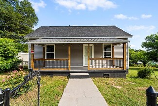 303&305 Beauregard St, Clinton, SC 29325