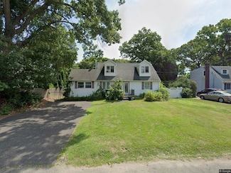 51 Joline Rd, Port Jefferson Station, NY 11776