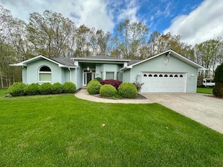 174 S Kimberly St, Shady Spring, WV 25918
