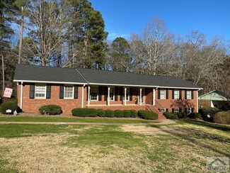 275 Ponderosa Dr, Athens, GA 30605