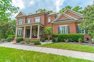 2004 Viscount Dr, Matthews, NC 28104