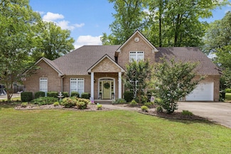 1702 Woodside, Muscle Shoals, AL 35661