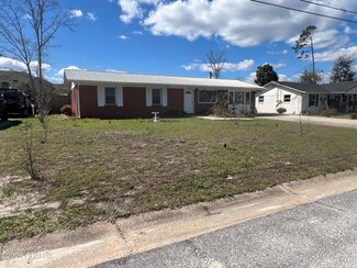 2010 Greenbriar Blvd, Lynn Haven, FL 32444
