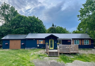 27 Sears Island Rd, Searsport, ME 04974
