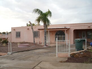 2962 S Enchanted Hills Dr, Tucson, AZ 85713