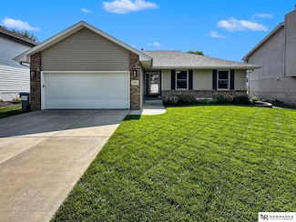 2131 Breckenridge Dr, Lincoln, NE 68521