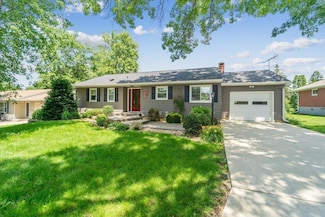 1213 Elm St, Oelwein, IA 50662