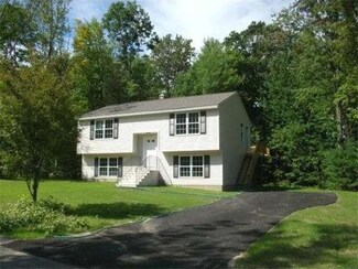 2 Branch St, Templeton, MA 01468