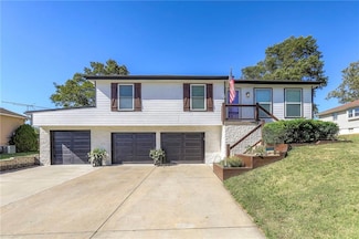 1521 Lexington Rd, Pleasant Hill, MO 64080