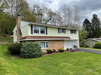 6 Arbutus Ln, Binghamton, NY 13901