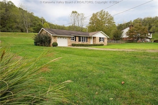 307 Kilgore Rd, Winfield, WV 25560