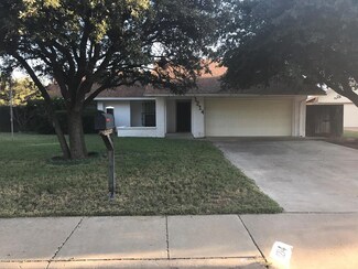 1214 Roanoke Dr, Odessa, TX 79761