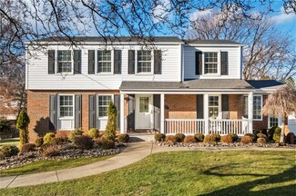 111 Lansdowne Dr, Coraopolis, PA 15108