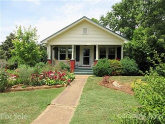 2530 Lail Rd, Morganton, NC 28655
