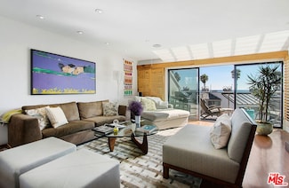 37 Sea Colony Dr, Santa Monica, CA 90405