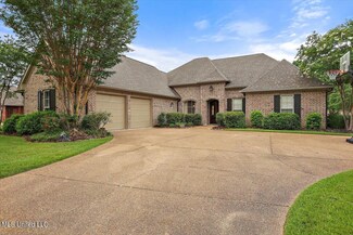 271 Lake Cir, Madison, MS 39110