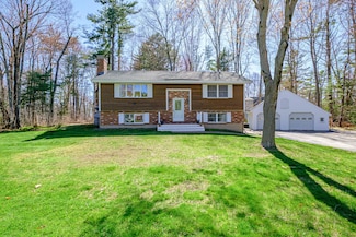 5 Autumn Ln, Scarborough, ME 04074
