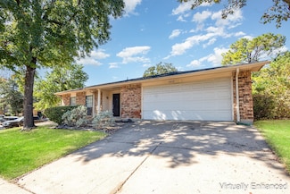 2808 Treeview Dr, Arlington, TX 76016