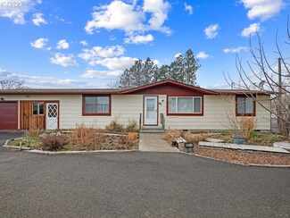 1050 N 5th St, Union, OR 97883