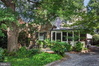 2833 Northampton St NW, Washington, DC 20015