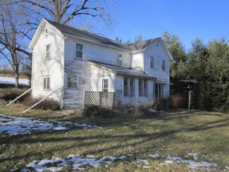 S115 Young Rd, Elroy, WI 53929
