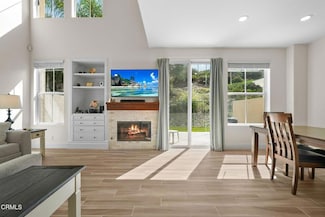 596 Fenwick Way Unit C, Simi Valley, CA 93065