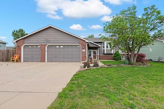 2012 S Crestline St, Wichita, KS 67209