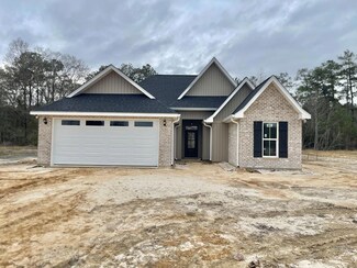 12 Dan Stewart Rd, Picayune, MS 39466