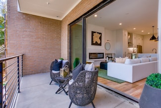 805 Pavillion St Unit 108, Dallas, TX 75204