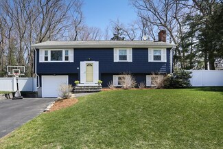 86 Sunset Dr, Northborough, MA 01532