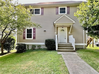 104 Fruit Ave, Farrell, PA 16121