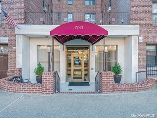 71-11 Yellowstone Blvd Unit 5K, Forest Hills, NY 11375