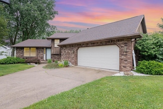 4918 Frontier Ln, Saginaw, MI 48603