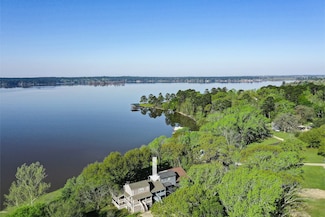 356 Peach Island Rd, Trinity, TX 75862