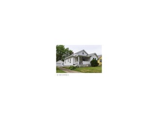 937 E Dewey Ave, Youngstown, OH 44502