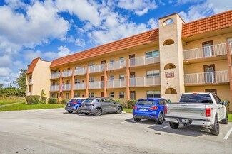 9001 Sunrise Lakes Blvd Unit 301, Sunrise, FL 33322