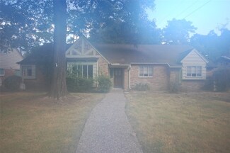 1406 Roanwood Dr, Houston, TX 77090