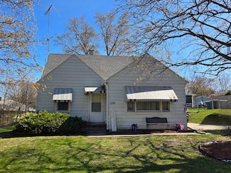 1018 Sherman St, Joliet, IL 60433
